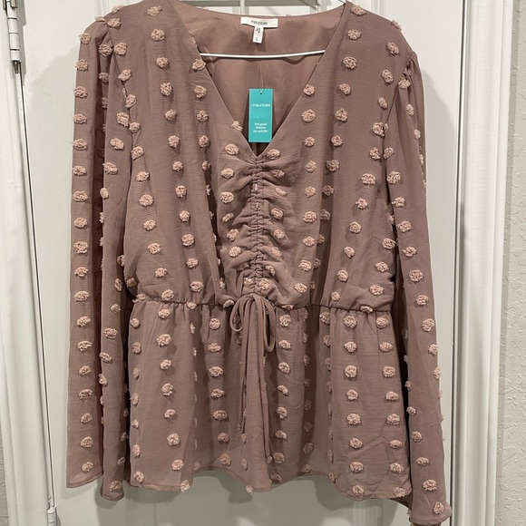 Maurice’s Blouse with Dot Details - Picture 1 of 5
